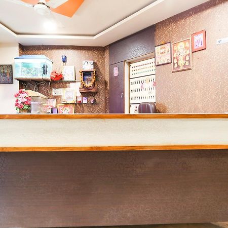 Hotel O Super Guest House Ahmedabad Buitenkant foto