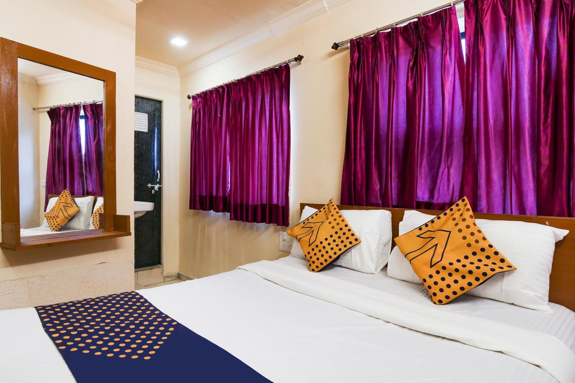 Hotel O Super Guest House Ahmedabad Buitenkant foto